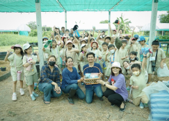 <strong>Read more about</strong><br>ป.๓ ทัศนศึกษา "กอกล้า การ์เด้น" (๑๖ มิ.ย.๖๘) ป.๓ ทัศนศึกษา "กอกล้า การ์เด้น" (๑๖ มิ.ย.๖๘)