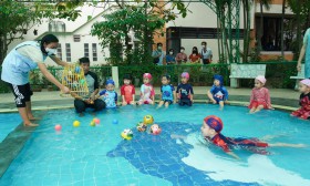 กิจกรรมว่ายน้ำ บ้านเด็กเล็ก (๑๐,๑๒ ม.ค. ๖๖) Image 2
