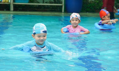กิจกรรมว่ายน้ำ และพลศึกษา บ้านเด็กเล็ก (10-11 ต.ค. 66) FLEXI_IMAGE 1