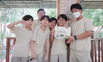 ทีมประธานนักเรียน มอบประกาศนียบัตรให้ห้องเรียนสะอาด (3 พ.ย.6 ... FLEXI_IMAGE 1
