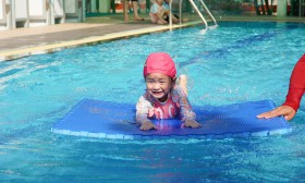 กิจกรรมว่ายน้ำบ้านเด็กเล็ก (21, 23 พ.ย. 66) Image 10