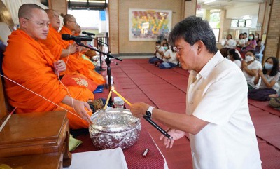 กิจกรรมทำบุญขึ้นปีใหม่ และทำบุญโรงเรียน (อ. 2 ม.ค. 67) FLEXI_IMAGE 1