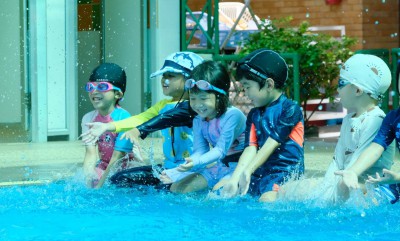 กิจกรรมว่ายน้ำ อนุบาล 2 (28-29 พ.ค.67) FLEXI_IMAGE 1