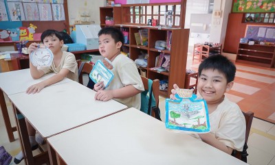 ป.4 นำเสนอชิ้นงานสัตว์มีกระดูกสันหลัง (14 มิ.ย.๖๗) FLEXI_IMAGE 1