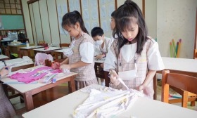 ป.3 บูรณาการ &quot;DIY กระเป๋าผ้า&quot; จากเสื้อไม่ใช้แล้ว (28 ต.ค.256 ... Image 9