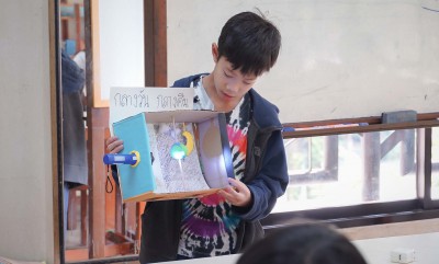 ป.3 ทำชิ้นงาน &quot;กลางวัน กลางคืน&quot; และนำเสนอชิ้นงาน (13-14 ... Image 1