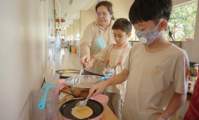 ป.2 บูรณาการเรียนรู้ &quot;การตวง&quot; ผ่านการทำขนมโตเกียว (4-6 ... Image 1