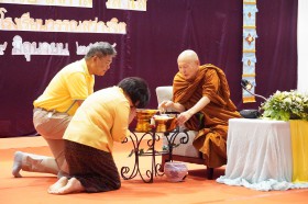 ภาพกิจกรรมธรรมบรรยาย &quot;เรียนเพราะรัก&quot; (จ. ๙ มิ.ย.๖๘) FLEXI_IMAGE 6