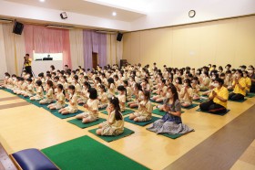 ภาพกิจกรรมธรรมบรรยาย &quot;เรียนเพราะรัก&quot; (จ. ๙ มิ.ย.๖๘) FLEXI_IMAGE 8