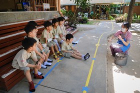 ป.๑ เรียนรู้อุปกรณ์และวิธีการประกอบอาหาร (๑๘ มิ.ย.๖๘) Image 1