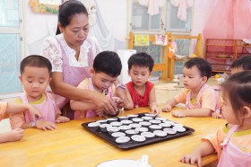 กิจกรรมปิกนิกบ้านเด็กเล็ก (ทำเค้กกล้วยหอม) - ๒๔, ๒๖ มิ.ย. ๖๘ Image 6