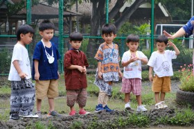 อนุบาล ๒ หว่านเมล็ดข้าว (พ. ๒๕ มิ.ย.๖๘) Image 8