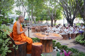 ถวายเทียนพรรษา ณ วัดแทนวันดีเจริญสุข (๘ ก.ค.๖๘) Image 5