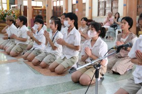 ถวายเทียนพรรษา ณ วัดกำแพง (๙ ก.ค.๖๘) Image 7
