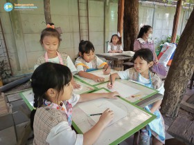ป.๑ คาบวิชา &quot;ศิลปะ&quot; วาดภาพสถานที่ในโรงเรียน (๑๕-๑๗ ก.ย.๖๘) Image 7