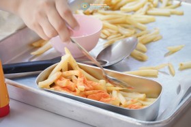 ป.๖ เปิดร้านขายอาหารหลังเลิกเรียน (๑๖-๑๘ ก.ย.๖๘) Image 4