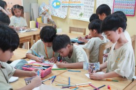 ป.๑ กิจกรรม Teacher Service - ศ. ๓ ต.ค. ๖๘ Image 5