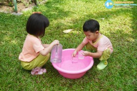 กิจกรรมเล่นสนุกกับน้ำ (บ้านเด็กเล็ก) - ศ. ๑๐ ต.ค. ๖๘ Image 2