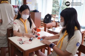 ป.๖ เรียนรู้การต่อวงจรไฟฟ้า (๓๐ ต.ค.๖๘) Image 4