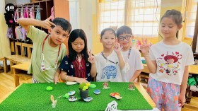 ป.1 นำเสนอชิ้นงานหิน "Fun with rocks" (23 ธ.ค.68) Image 7