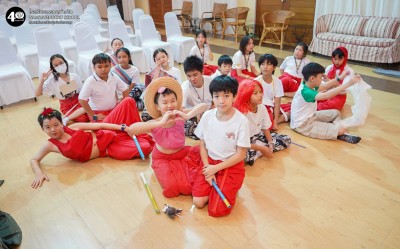 ป.๕ กิจกรรมภาษาถิ่นและเพลงพื้นบ้าน (๒๓ ม.ค.๒๙) Image 1