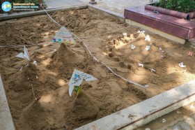 กิจกรรมสงกรานต์ "ก่อเจดีย์ทราย" (๙ เม.ย.๖๙) Image 4