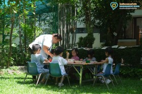 อนุบาล 2 ฐานกิจกรรมศิลปะดอกลีลาวดี (28 พ.ค.69) Image 8