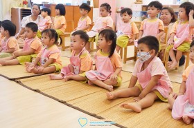 นิทานหุ่นเชือก เรื่องเด็กน้อยกับดอกไม้ (บ้านเด็กเล็ก) -๑๙ ... Image 4