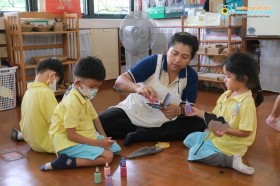 อนุบาล ๓ กิจกรรมห้องสมุด (๑๔, ๑๖ ก.ค.๖๙) Image 6