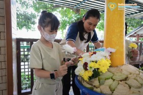 ประถมตกแต่งต้นเทียนพรรษา (๒๑-๒๒ ก.ค.๖๙) Image 2