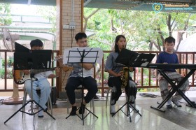 พี่ประถมร้องเพลงวันแม่ (๑๑ ส.ค.๖๙) Image 4