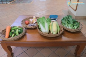 อนุบาล ๒ ผู้บริโภคตัวน้อย (๒๓ ก.ย.๖๙) Image 2