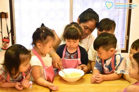 น้องเด็กเล็กทำไข่เจียวยอดอ่อนทานตะวัน (20 ม.ค.63) Image 7